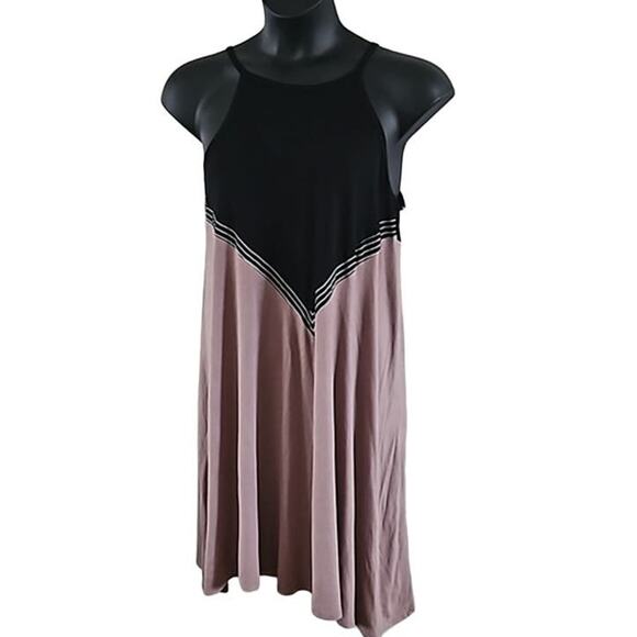 Egy California Sleeveless Sun Dress - Size Medium - Picture 3 of 6